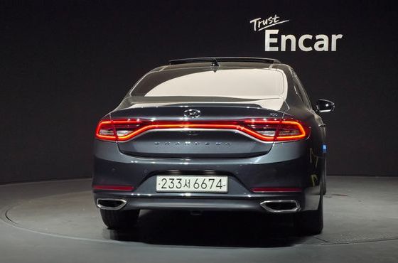 Hyundai Grandeur 3.0 Premium — пробег 50 000 км — фото 4 из 5