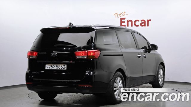 Kia Carnival из Кореи Encar