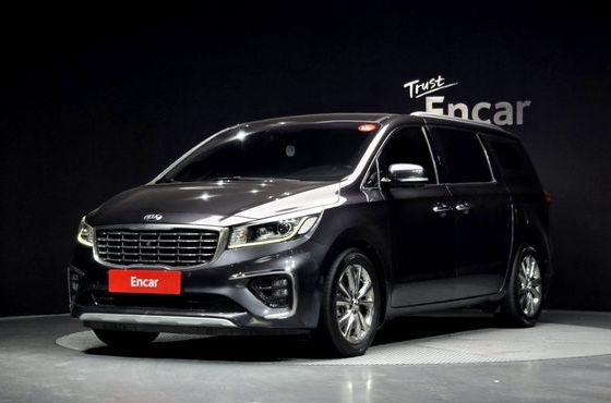 Kia Carnival 7-Seater Limousine President — пробег 169 700 км — фото 1 из 5