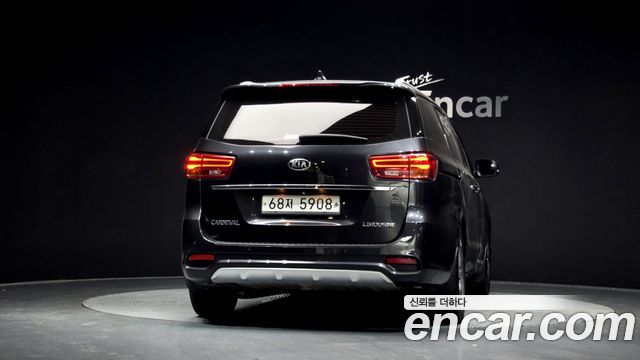 Kia Carnival 7-Seater Limousine President — пробег 169 700 км — фото 4 из 5