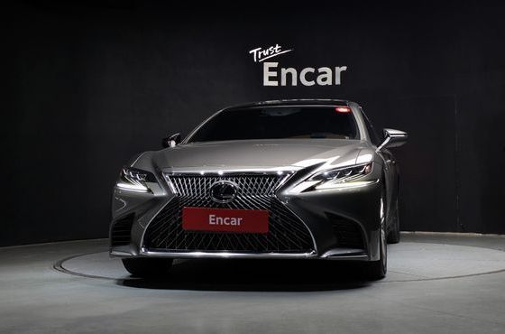 Lexus LS 3.5 Luxury AWD — пробег 82 070 км — фото 3 из 5