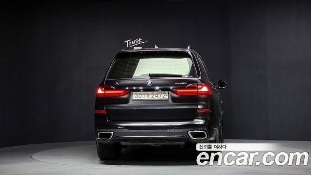 BMW X7 xDrive 40i M Sport 6STR — пробег 88 540 км — фото 4 из 5