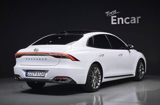 Hyundai Grandeur 2.5 Calligraphy — пробег 74 704 км — фото 2 из 5