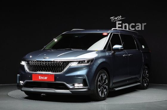 Kia Carnival Gasoline 7-Seater Signature — пробег 73 039 км — фото 1 из 5