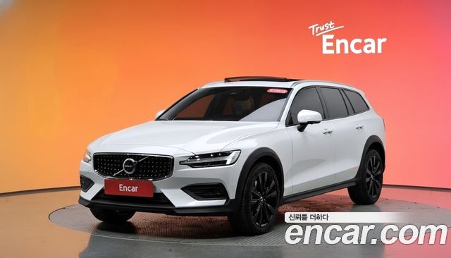 Volvo V60 из Кореи Encar
