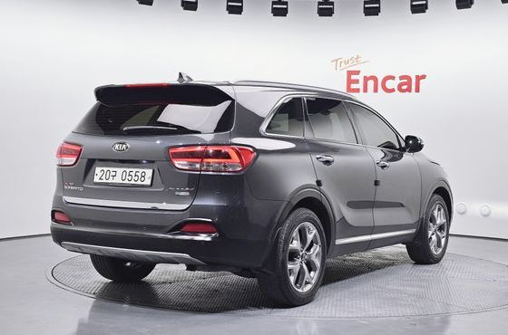 Kia Sorento Diesel 2.0 2WD Prestige — пробег 131 687 км — фото 2 из 5