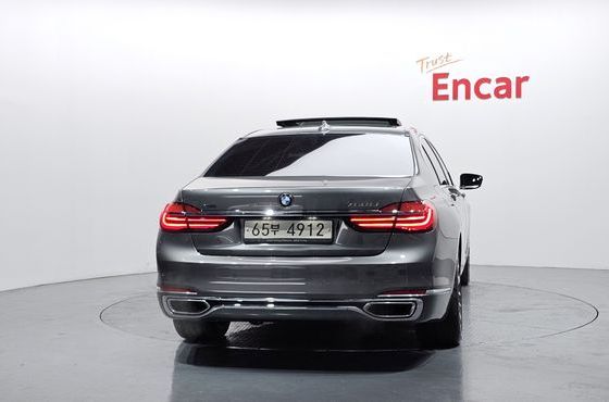 BMW 7-Series 750Li xDrive — пробег 122 786 км — фото 4 из 5