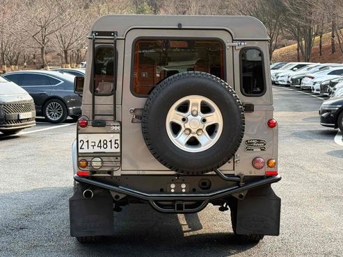 Land Rover Defender 110 — пробег 26 250 км — фото 3 из 5