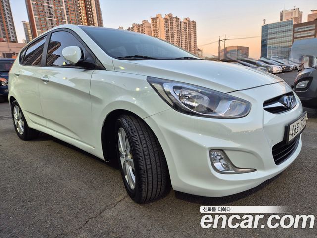 Hyundai Accent WIT 1.6 GDI Top — пробег 130 081 км — фото 4 из 5