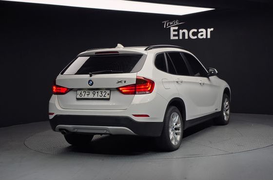 BMW X1 xDrive 18d — пробег 208 211 км — фото 2 из 5