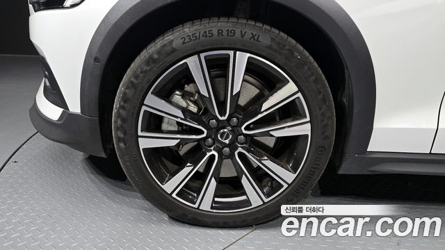 Volvo V60 из Кореи Encar