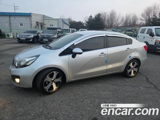 Kia pride 1.6 GDI Sedan Prestige — пробег 154 000 км — фото 2 из 5