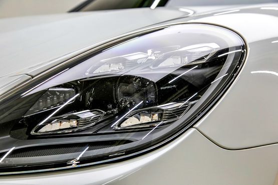 Porsche Panamera 2.9 AWD Platinum Edition — пробег 30 000 км — фото 5 из 5