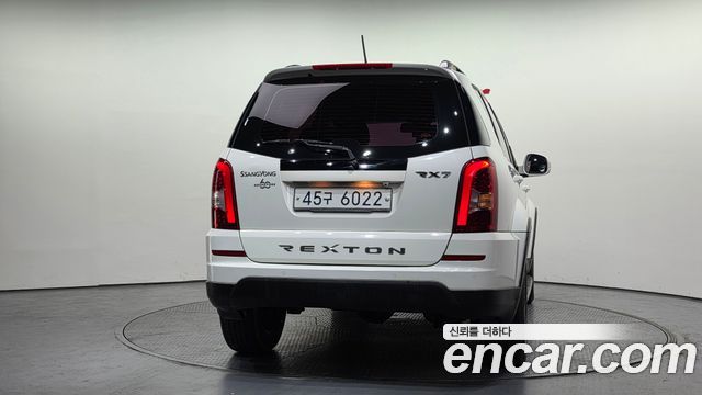 Ssangyong Rexton из Кореи Encar