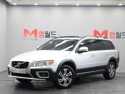 Volvo XC70 D5 3rd — пробег 330 250 км — фото 1 из 5