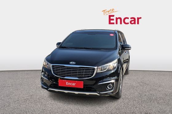 Kia Carnival 9-seater Luxury — пробег 196 119 км — фото 3 из 5