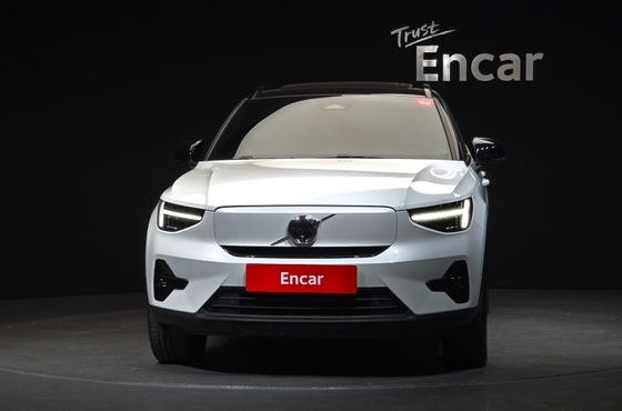 Volvo XC40 Twin Ultimate — пробег 17 720 км — фото 3 из 5