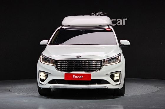 Kia Carnival 7-Seater Hi-Limousine President — пробег 133 358 км — фото 3 из 5