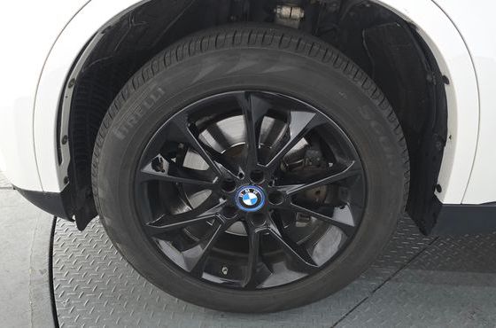 BMW X5 xDrive 40e iPerformance — пробег 65 929 км — фото 5 из 5