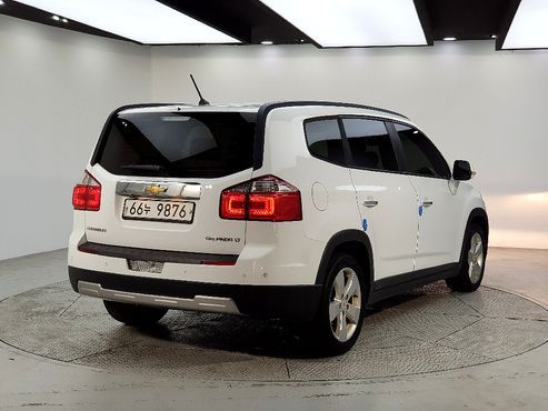 Chevrolet (Daewoo) Orlando 2.0 Diesel LT Safety Pack — пробег 190 300 км — фото 2 из 5