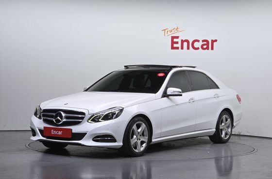Mercedes-Benz E-Class E250 CDI 4MATIC — пробег 90 310 км — фото 1 из 5