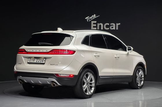 Lincoln MKC 2.0 AWD — пробег 106 641 км — фото 2 из 5
