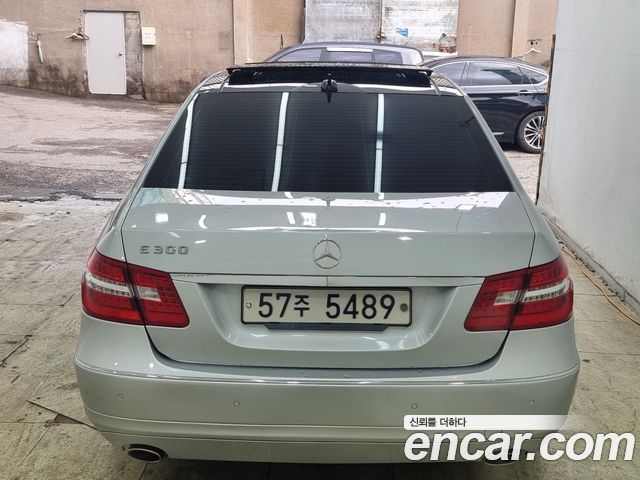 Mercedes-Benz E-Class из Кореи Encar