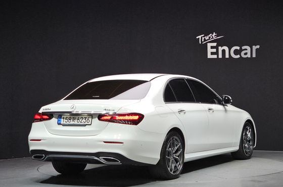 Mercedes-Benz E-Class E220d 4MATIC AMG Line — пробег 23 001 км — фото 2 из 5