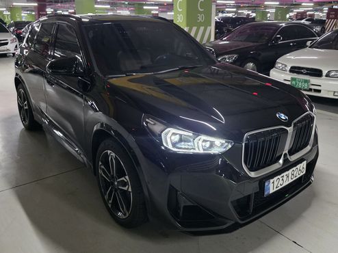 BMW X1 M35i xDrive — пробег 30 000 км — фото 1 из 5