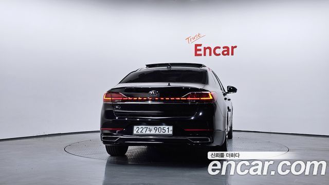 Kia K7 из Кореи Encar