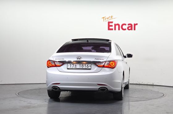 Hyundai Sonata F24 GDi High Deluxe — пробег 109 687 км — фото 4 из 5