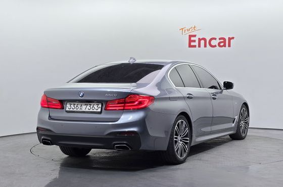 BMW 5-Series 530i M Sport Package Plus — пробег 134 541 км — фото 2 из 5