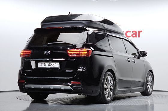 Kia Carnival Gasoline 4-seater Limousine(Special vehicle) — пробег 178 826 км — фото 2 из 5