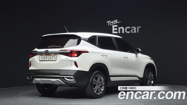 Kia Seltos из Кореи Encar