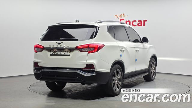 Ssangyong Rexton из Кореи Encar