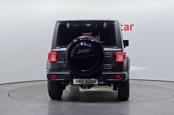 Jeep Wrangler 2.0 Overland 4Door — пробег 89 495 км — фото 4 из 5