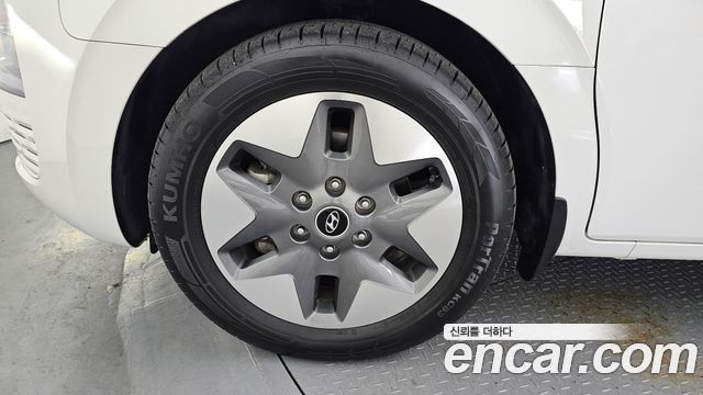 Hyundai Staria из Кореи Encar