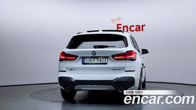 BMW X1 xDrive 20i M Sport — пробег 40 706 км — фото 4 из 5