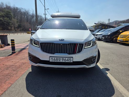 Kia Carnival 9-seater Prestige — пробег 113 419 км — фото 1 из 5