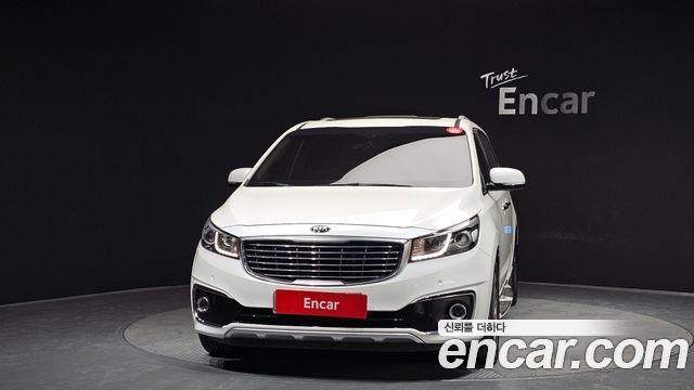 Kia Carnival из Кореи Encar
