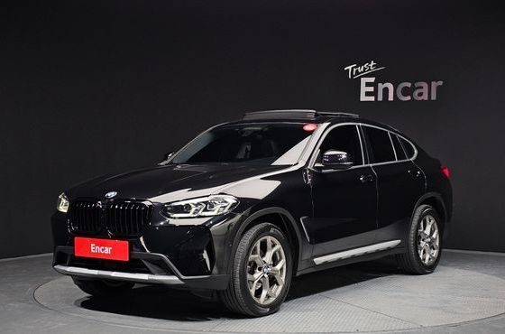 BMW X4 xDrive20i xLine — пробег 46 998 км — фото 1 из 5