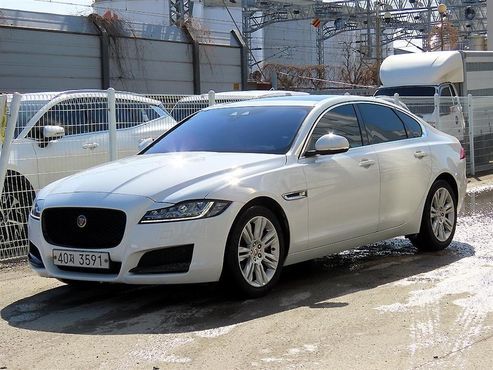 Jaguar XF 20d Portfolio — пробег 95 518 км — фото 2 из 5