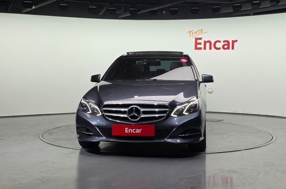 Mercedes-Benz E-Class E250 BlueTec 4MATIC AV — пробег 122 234 км — фото 3 из 5