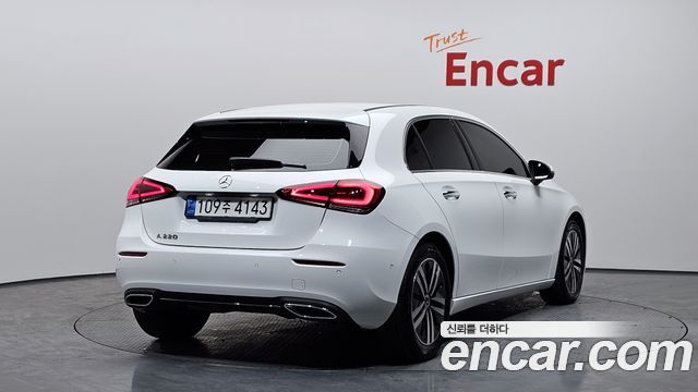 Mercedes-Benz A-Class из Кореи Encar
