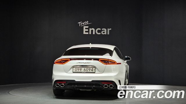 Kia Stinger из Кореи Encar