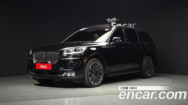 Lincoln Aviator 3.0 Black Label AWD — пробег 73 775 км — фото 1 из 5