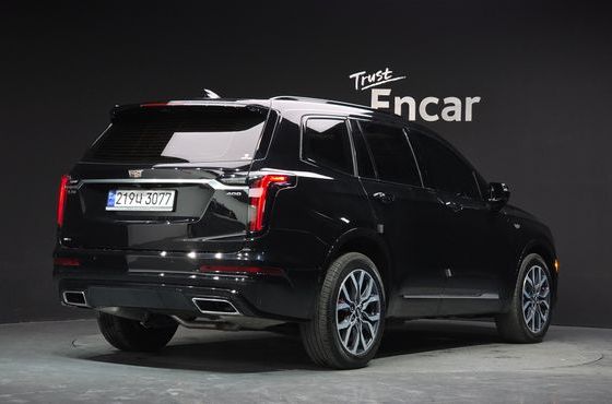 Cadillac XT6 3.6 Sport — пробег 26 581 км — фото 2 из 5