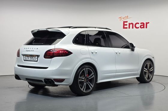 Porsche Cayenne 4.8 GTS 958 — пробег 141 387 км — фото 2 из 5