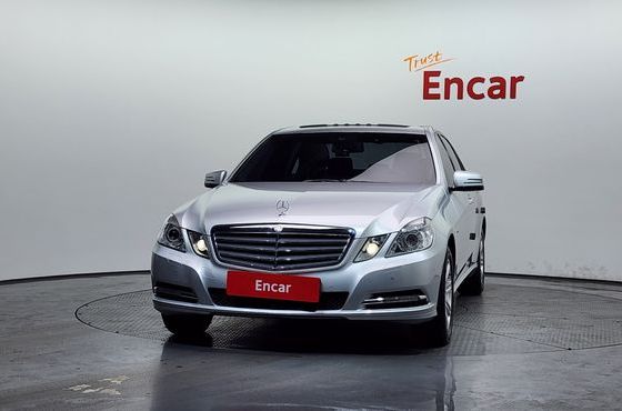 Mercedes-Benz E-Class E200 CGI — пробег 112 044 км — фото 3 из 5