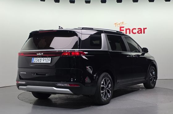 Kia Carnival 9-Seater Prestige — пробег 74 723 км — фото 2 из 5